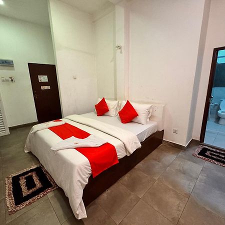Airport Transit Kings Hotel Katunayaka Zewnętrze zdjęcie